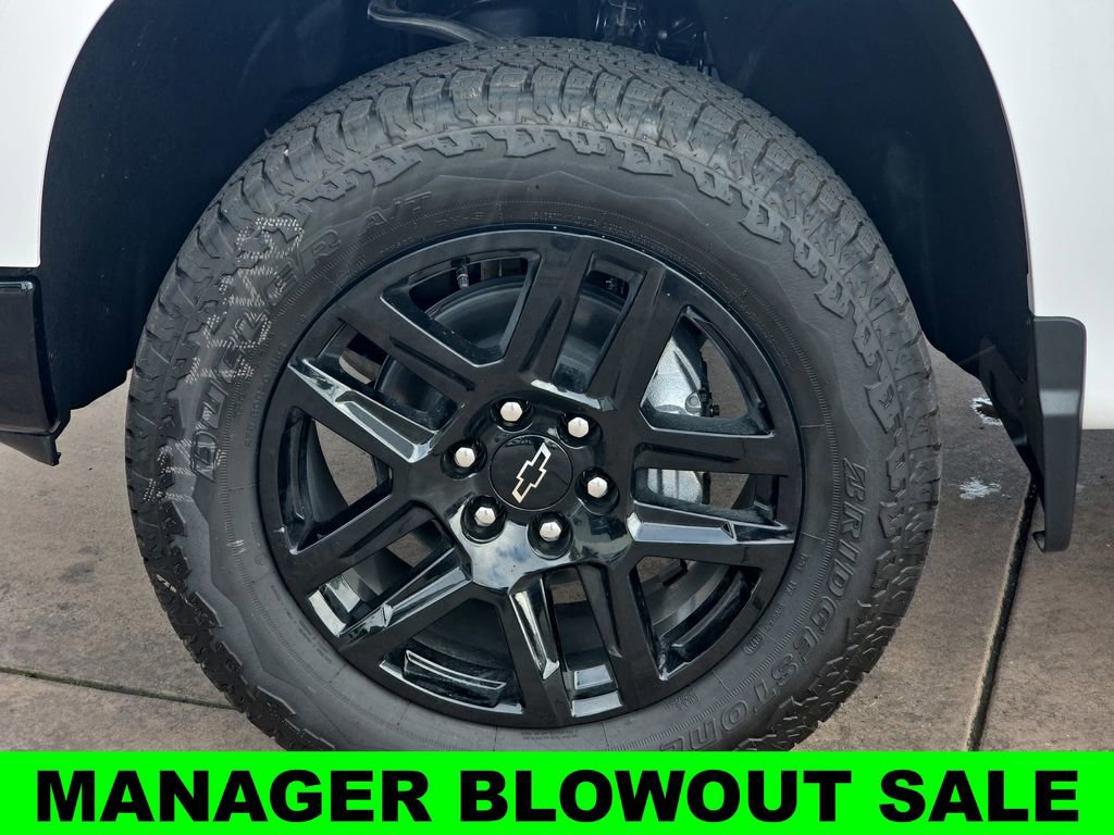 New 2026 Chevrolet Silverado 1500 Custom Trail Boss w/ Turbomax Blackout Package AWD/4WD image 36