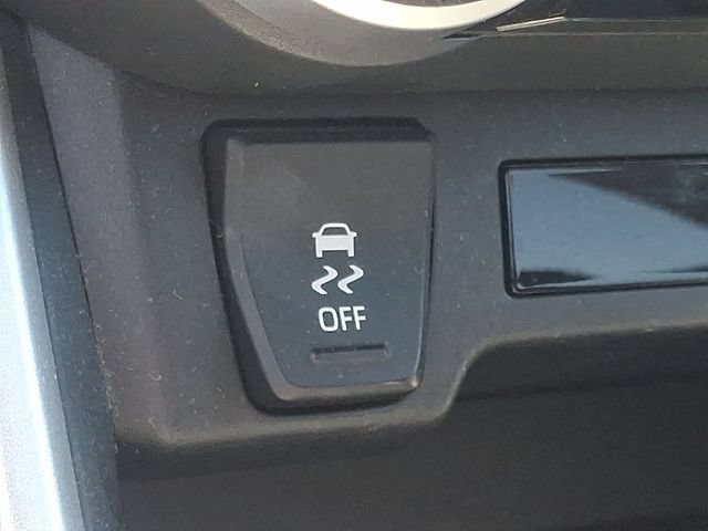Certified 2024 Toyota RAV4 XLE AWD/4WD image 25