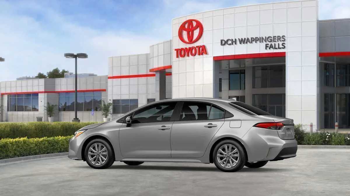New 2026 Toyota Corolla XLE FWD image 7