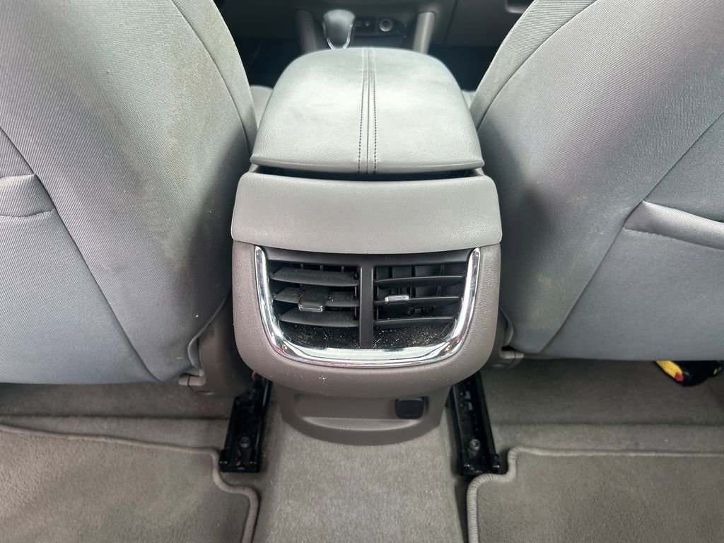 Used 2022 Chevrolet Malibu LT FWD image 27