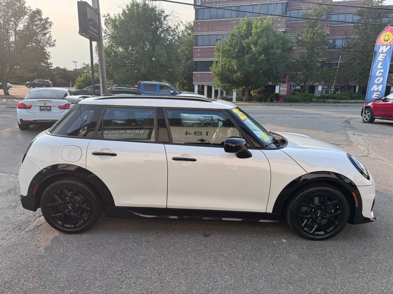 Used 2025 MINI Cooper S FWD image 6