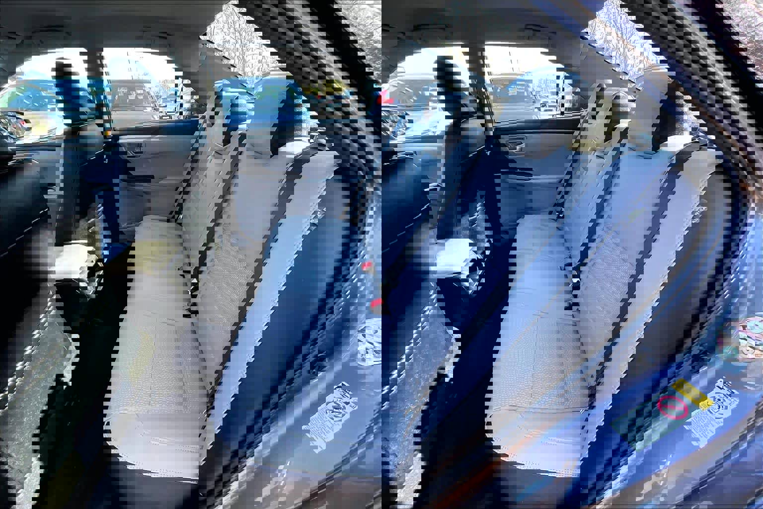 Used 2017 Toyota Camry SE FWD image 19