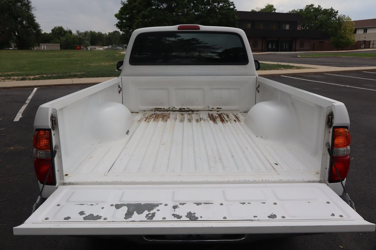 Used 2003 Toyota Tacoma 4x4 Regular Cab image 32