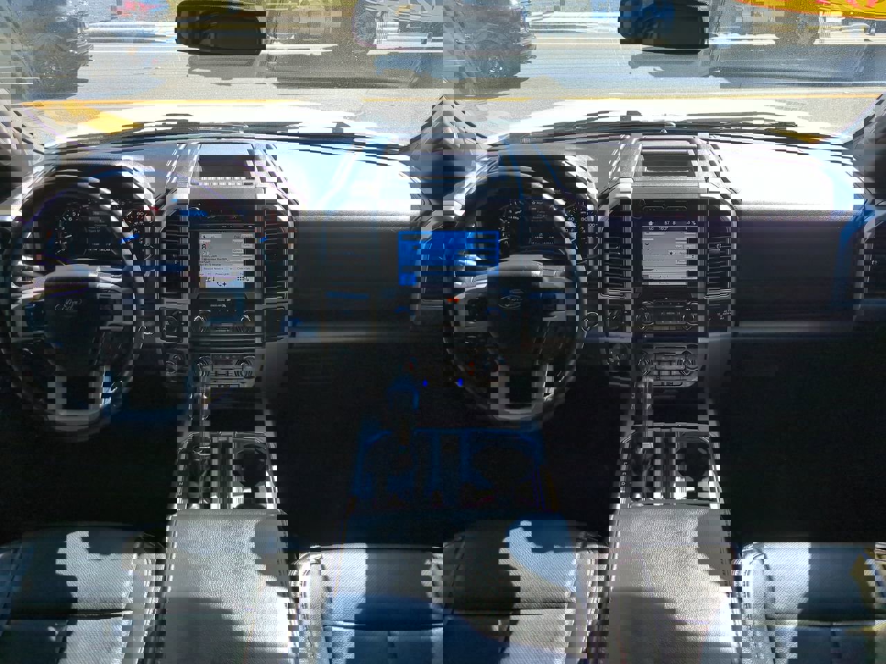 Used 2018 Ford F150 Lariat w/ Trailer Tow Package image 13