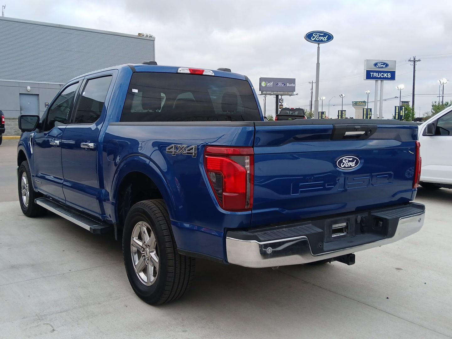Used 2024 Ford F150 XLT w/ Mobile Office Package image 8