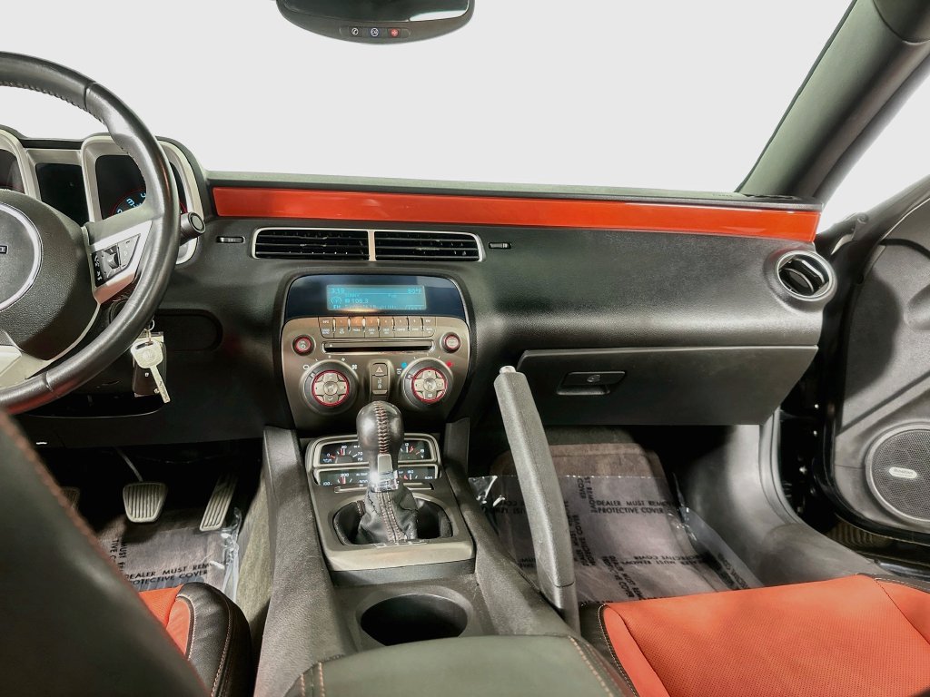 Used 2010 Chevrolet Camaro SS w/ RS Package RWD image 24