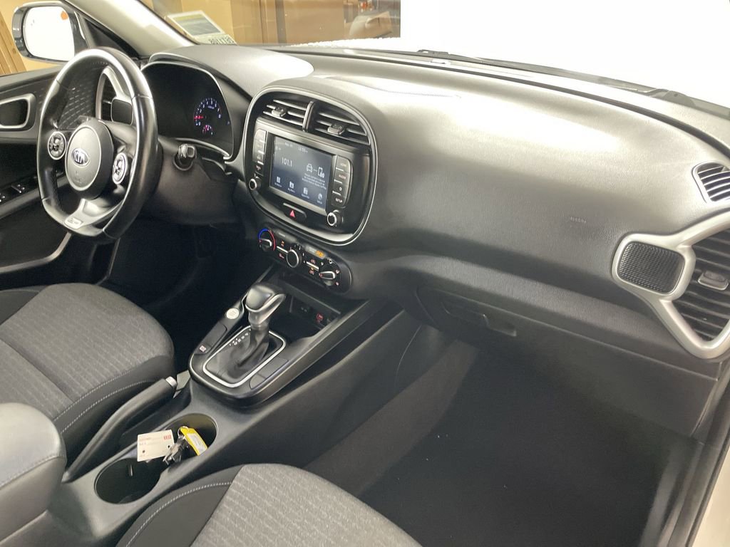 Used 2020 Kia Soul GT-Line w/ GT 2.0L Power Sunroof Package image 28