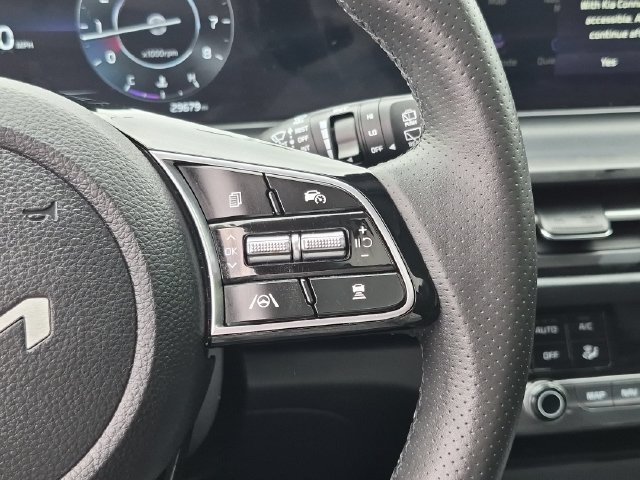 Used 2024 Kia Seltos SX w/ SX Sunroof Package AWD/4WD image 16