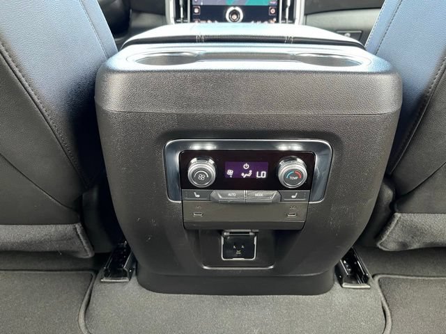 Used 2025 GMC Yukon XL Elevation AWD/4WD image 20