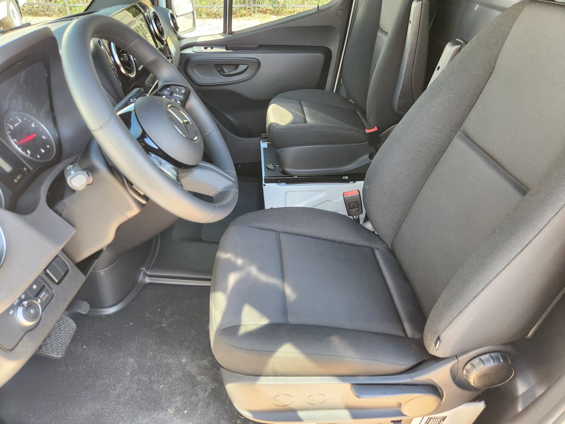 New 2026 Mercedes-Benz Sprinter 2500 image 11