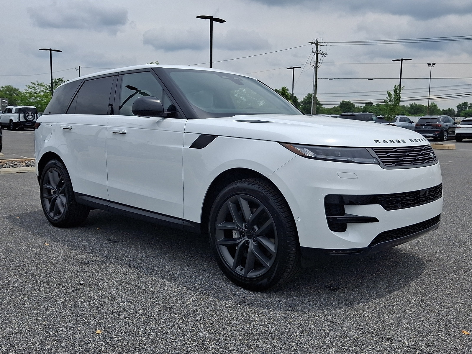 New 2026 Land Rover Range Rover Sport SE AWD/4WD image 7