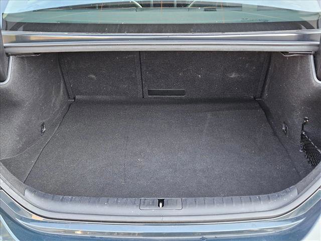 Used 2025 Genesis G70 2.5T image 6