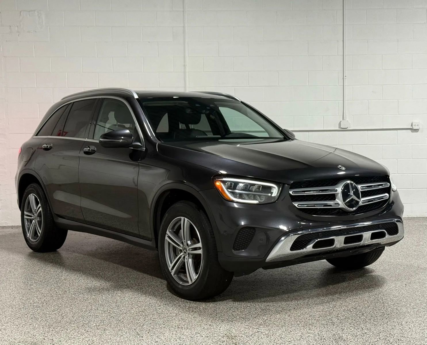 Used 2021 Mercedes-Benz GLC 300 GLC 300 4MATIC Sport Utility 4 image 4