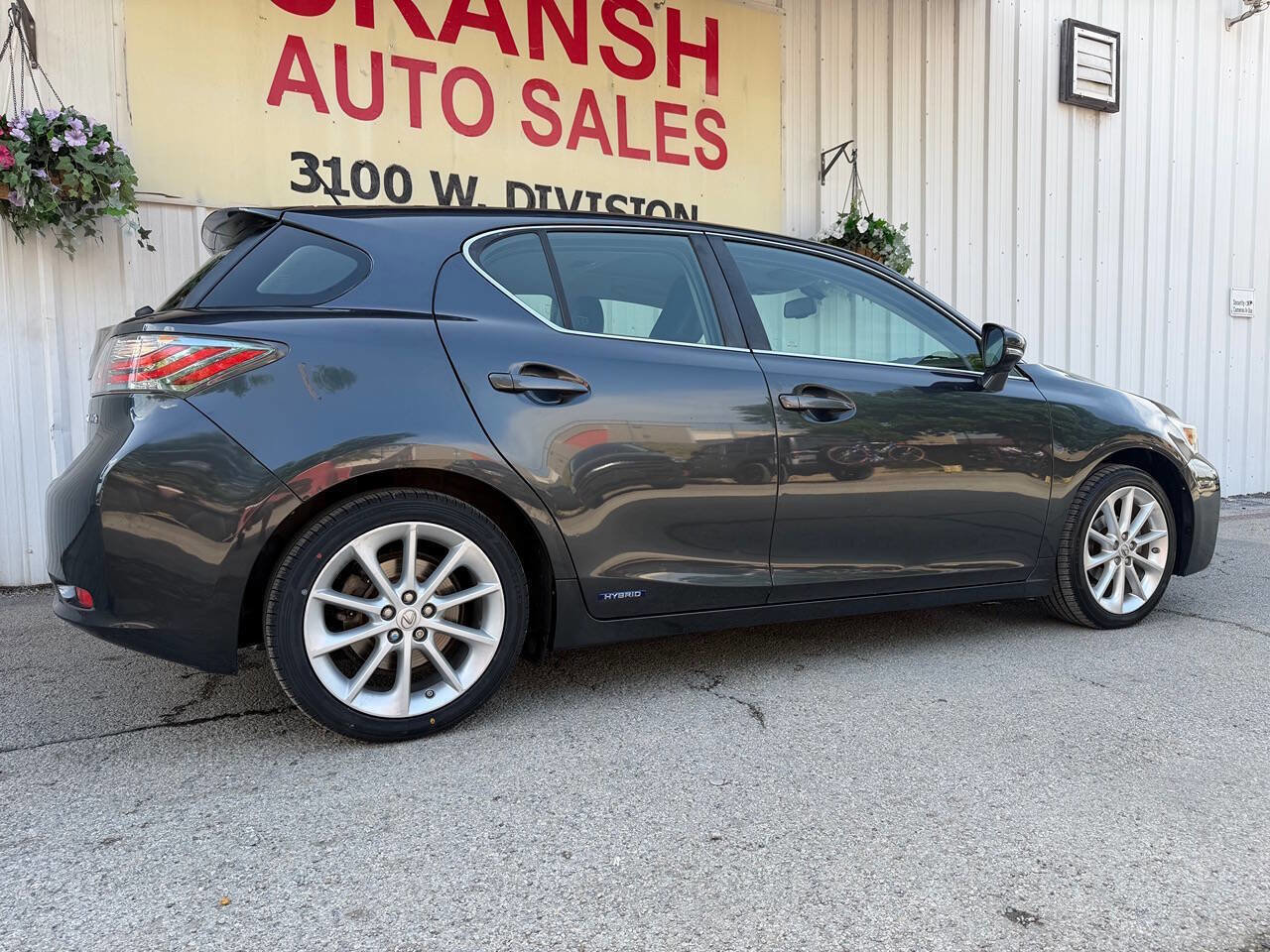 Used 2011 Lexus CT 200h Premium w/ Premium Audio Pkg FWD image 3
