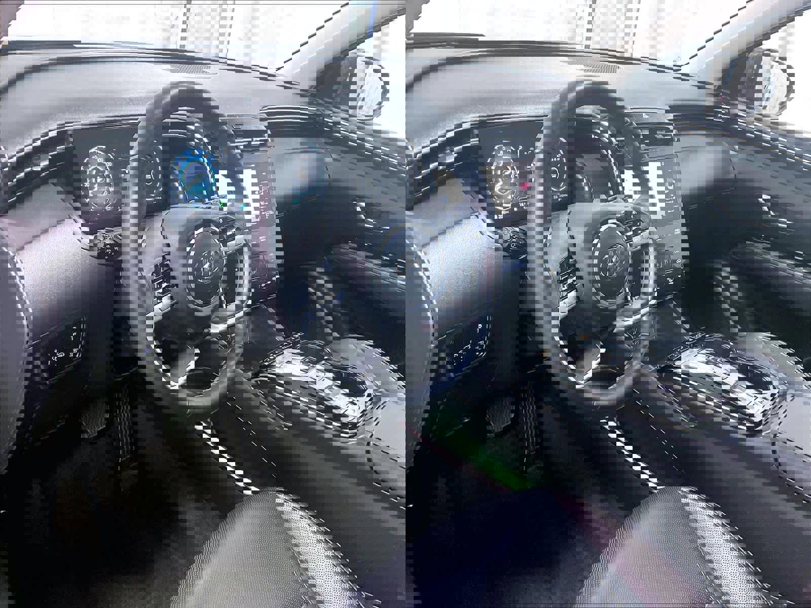 Used 2023 Hyundai Tucson Limited w/ Cargo Package image 8