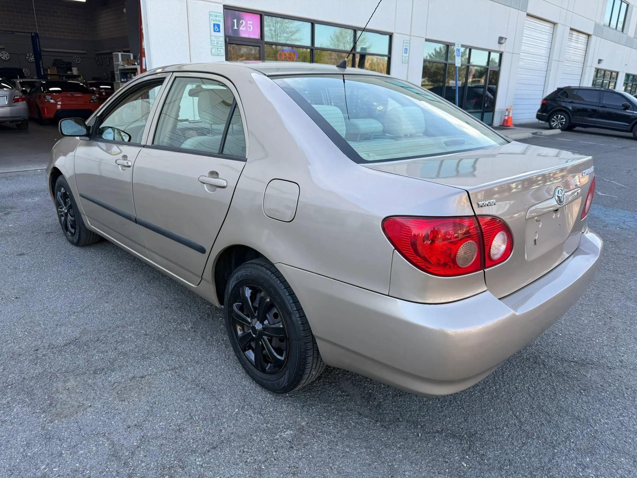 Used 2008 Toyota Corolla CE FWD image 13