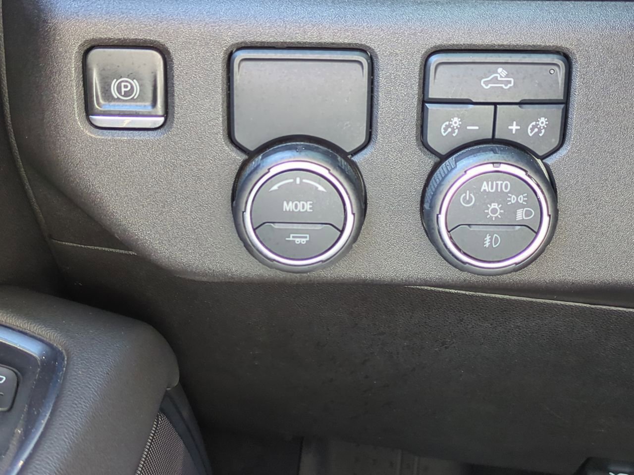 Used 2022 Chevrolet Silverado 1500 RST image 18