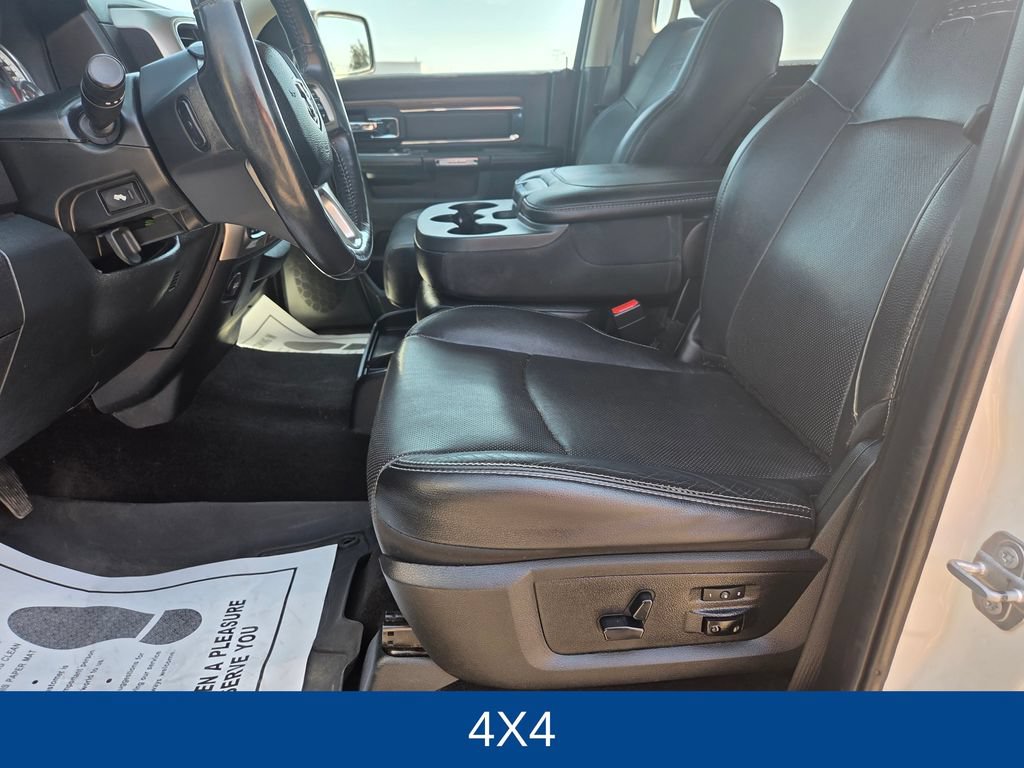 Used 2017 RAM 1500 Laramie w/ Convenience Group AWD/4WD image 16