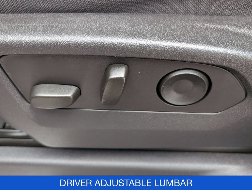 Used 2023 Chevrolet Silverado 1500 LT AWD/4WD image 15
