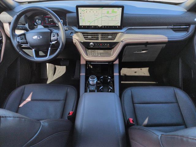 Used 2025 Ford Explorer Platinum w/ LUX Leather Package AWD/4WD image 19