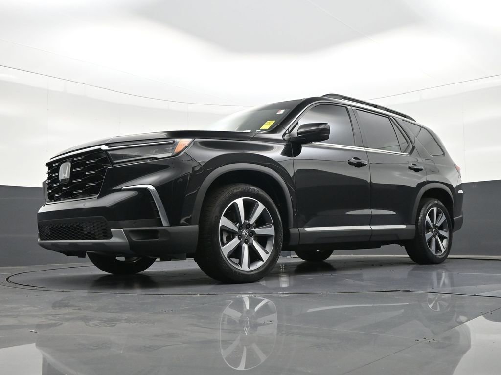 Used 2023 Honda Pilot Touring image 24