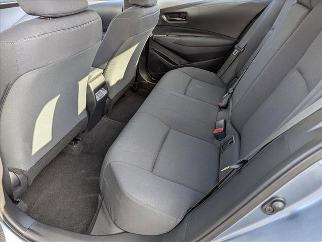 Used 2025 Toyota Corolla LE image 18