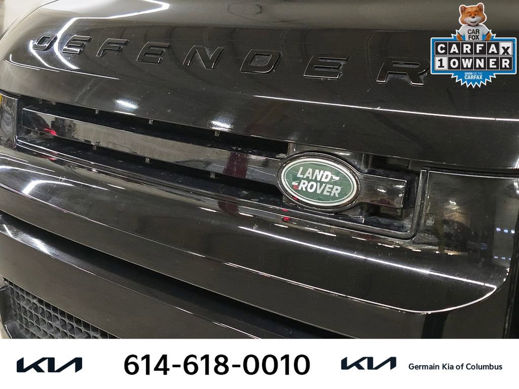 Used 2025 Land Rover Defender 110 X-Dynamic SE image 13