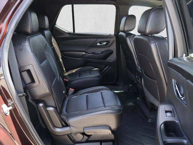 Used 2022 Chevrolet Traverse LT w/ LT Premium Package AWD/4WD image 26