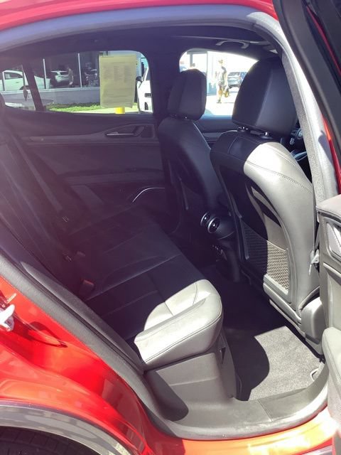Used 2023 Alfa Romeo Stelvio Ti AWD/4WD image 29