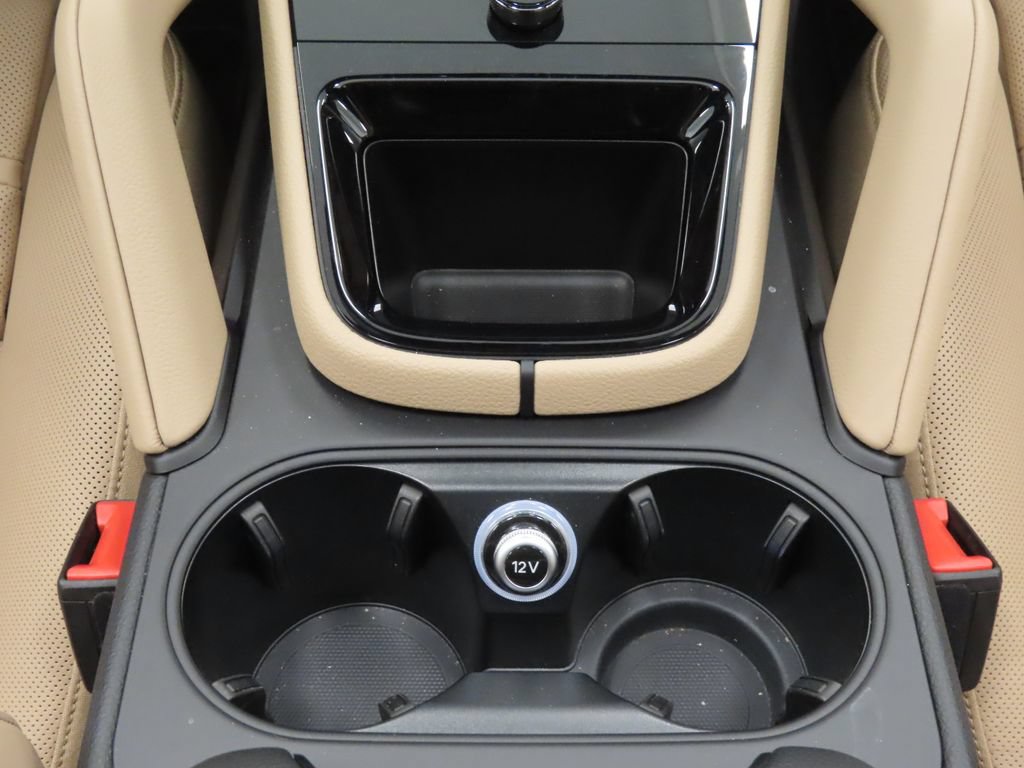 Certified 2026 Porsche Cayenne S AWD/4WD image 31