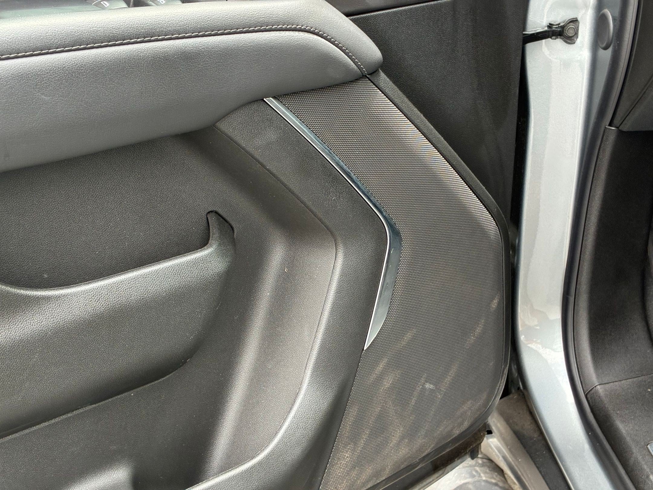 Used 2025 Chevrolet Suburban Z71 AWD/4WD image 15