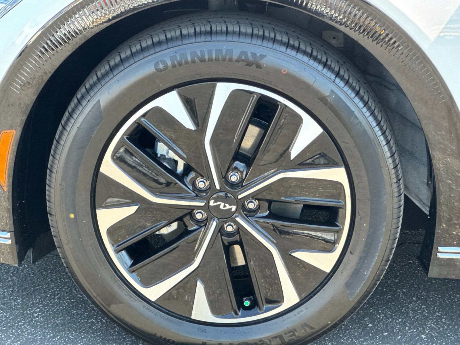 Certified 2024 Kia EV6 Wind AWD/4WD image 25