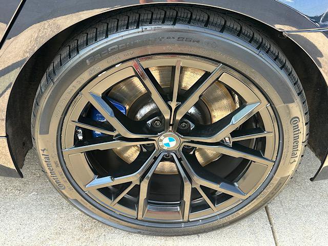 Used 2023 BMW M550i xDrive AWD/4WD image 33