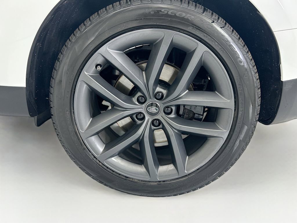 Certified 2024 Land Rover Range Rover Sport SE image 30