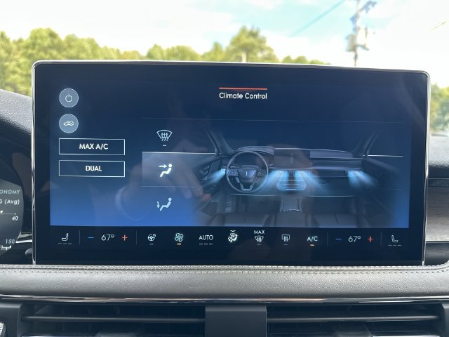 Used 2023 Lincoln Corsair Reserve w/ Equipment Group 201A AWD/4WD image 25