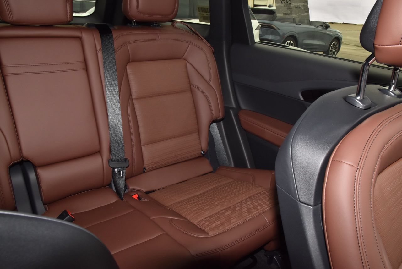 New 2026 Lincoln Nautilus Reserve w/ Jet Appearance Package AWD/4WD image 28