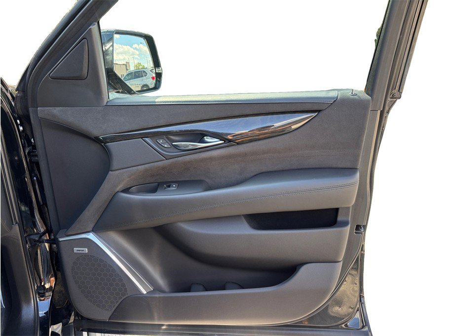 Used 2020 Cadillac Escalade Platinum AWD/4WD image 52