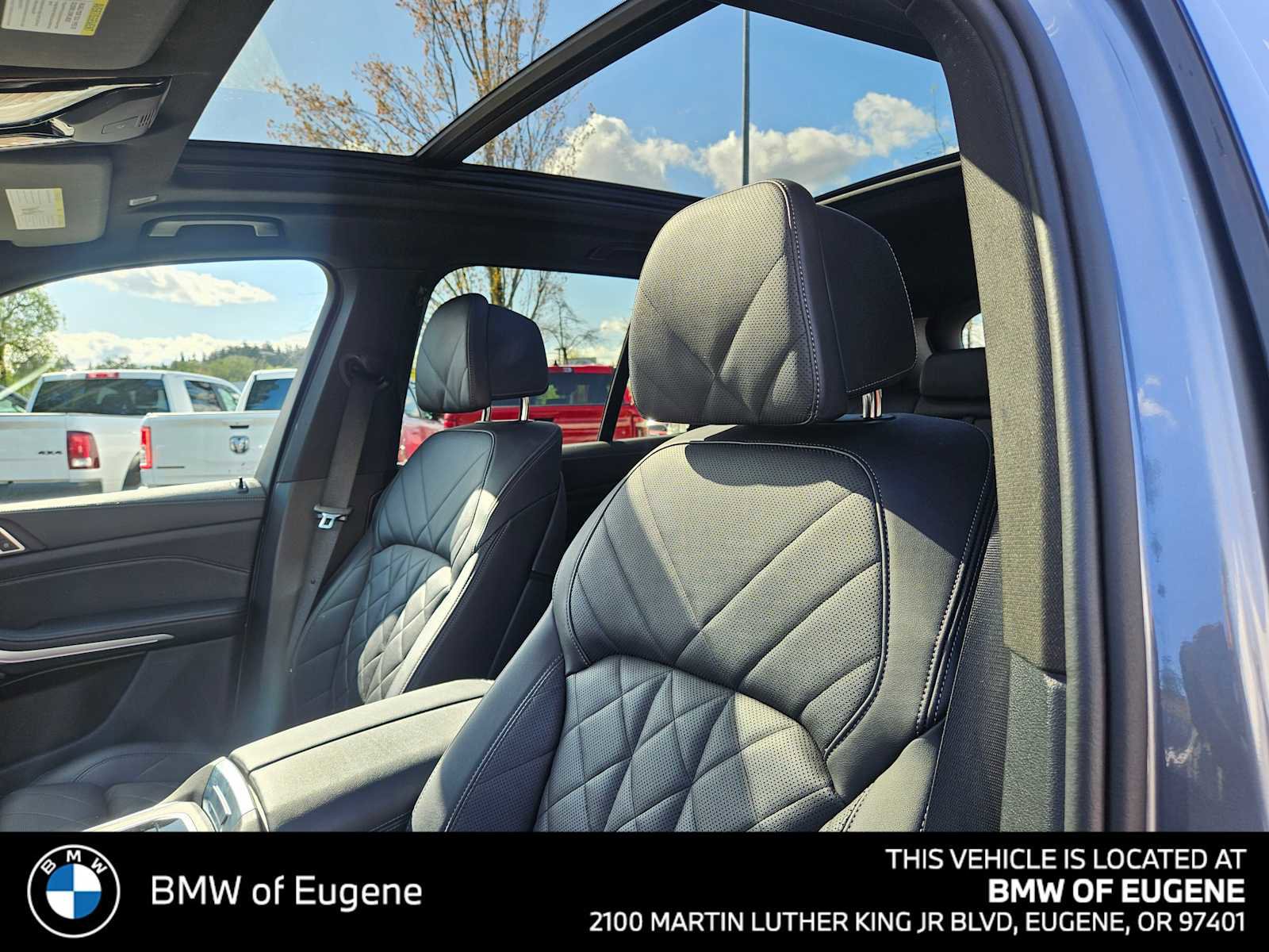 Used 2024 BMW X5 xDrive40i w/ Premium Package AWD/4WD image 25