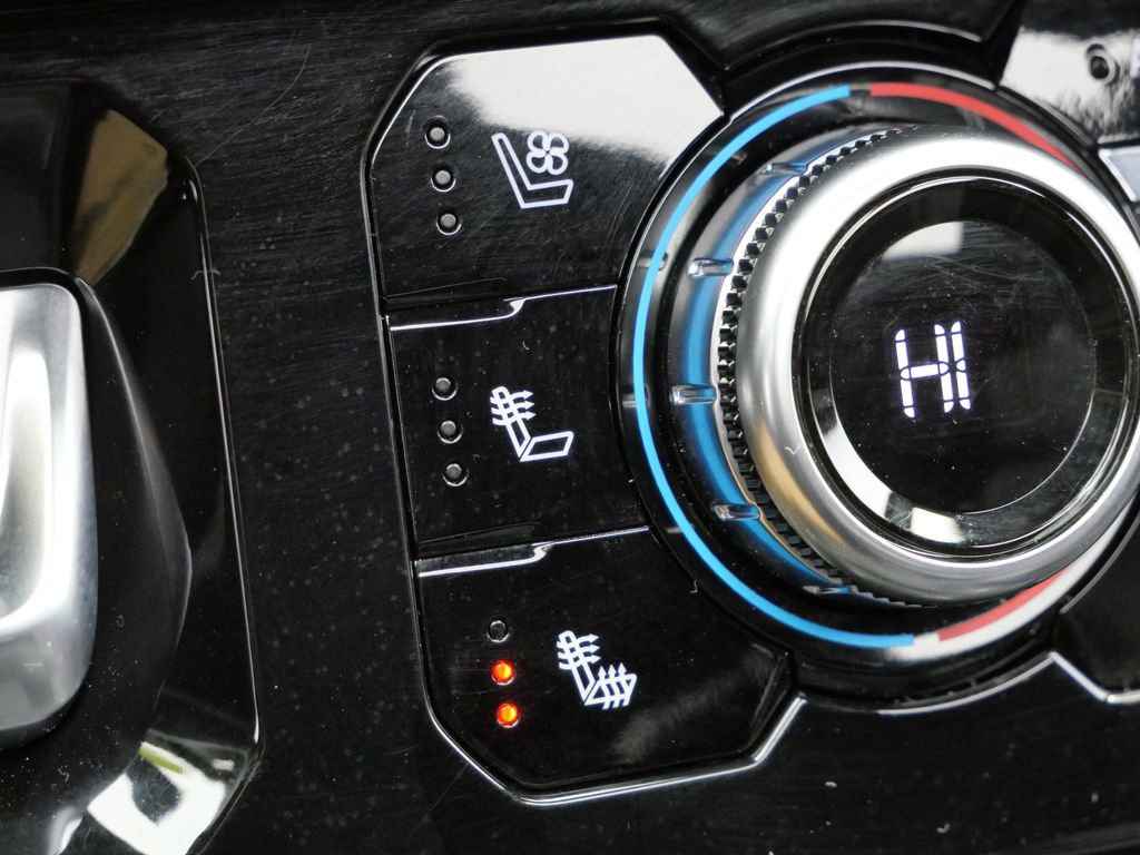 Used 2025 GMC Sierra 2500 AT4 w/ AT4 Premium Plus Package image 49