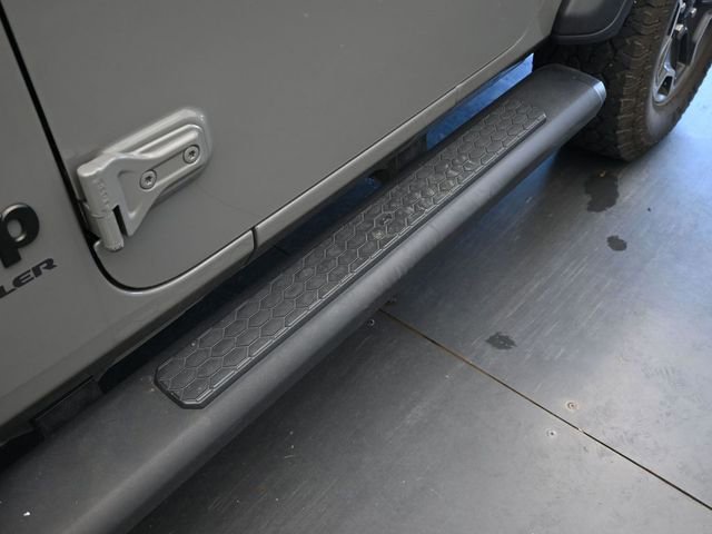 Used 2022 Jeep Wrangler Sport image 15