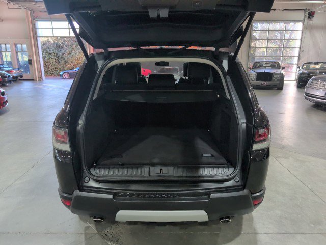 Used 2016 Land Rover Range Rover Sport HSE image 3