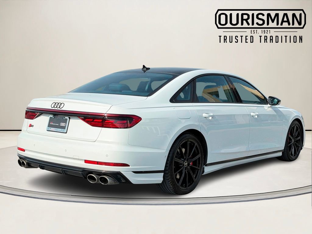 Used 2024 Audi S8 image 12