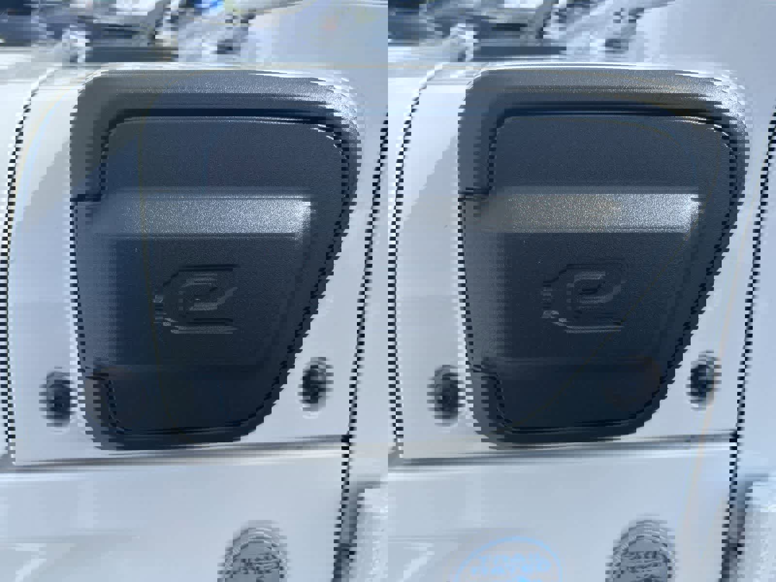 Used 2023 Jeep Wrangler Sahara image 17