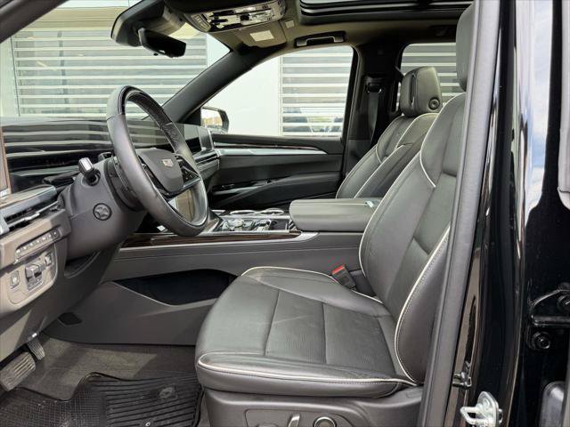 Certified 2025 Cadillac Escalade ESV Premium Luxury w/ Touring Package AWD/4WD image 20