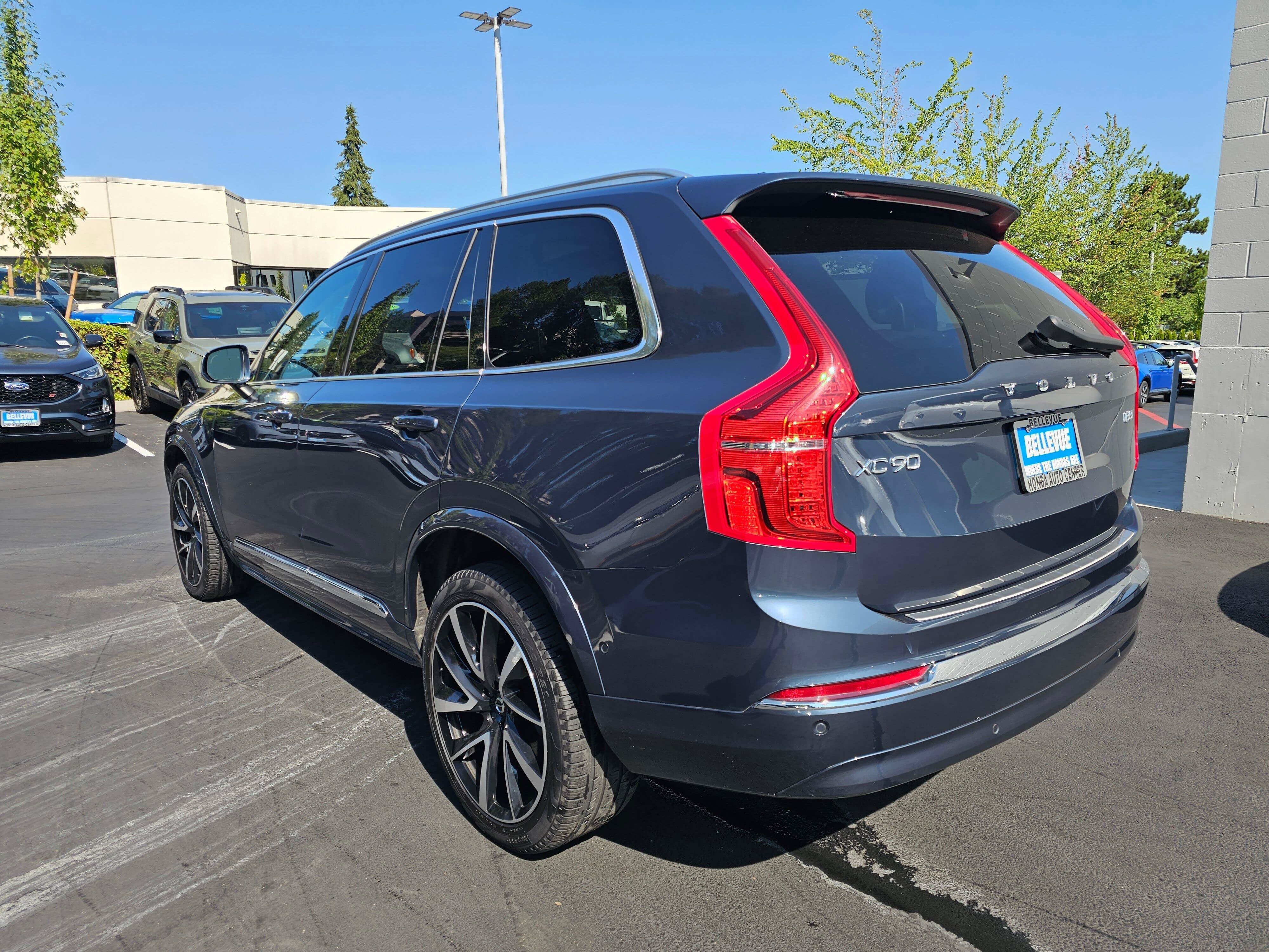 Used 2023 Volvo XC90 B5 Plus w/ Protection Package Premier AWD/4WD image 5