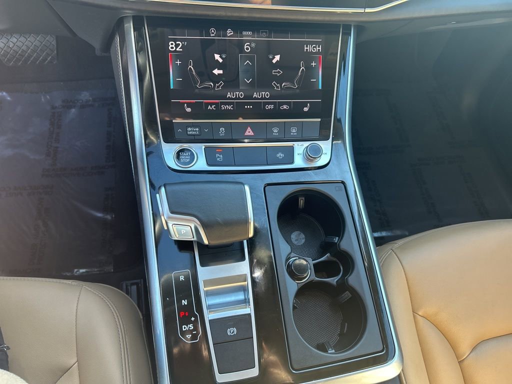 Used 2025 Audi Q7 3.0T Premium Plus image 14