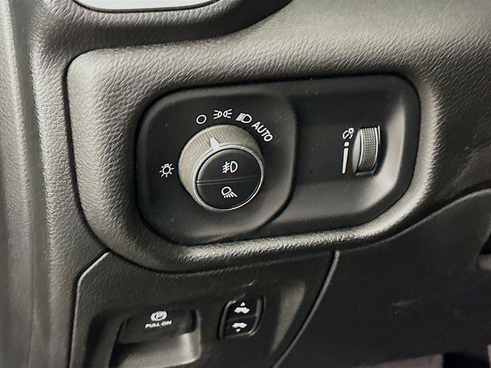 Used 2023 RAM 1500 Big Horn image 17