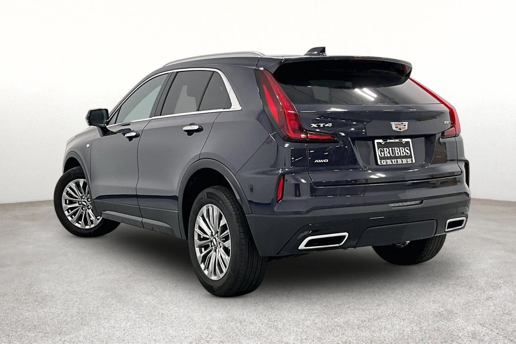 Used 2025 Cadillac XT4 Premium Luxury AWD/4WD image 12