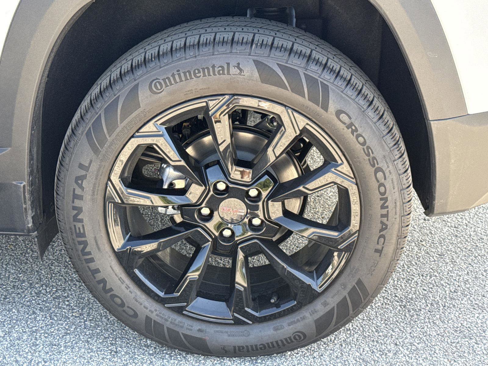 New 2026 GMC Terrain Elevation w/ Elevation Premium Package AWD/4WD image 17