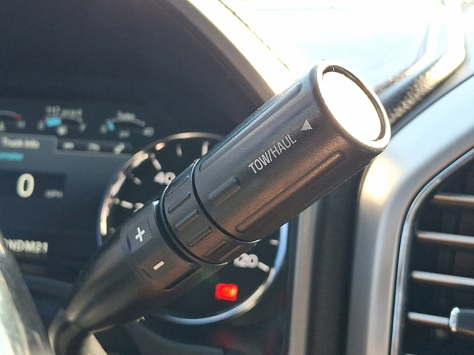 Used 2018 Ford F250 Platinum AWD/4WD image 14